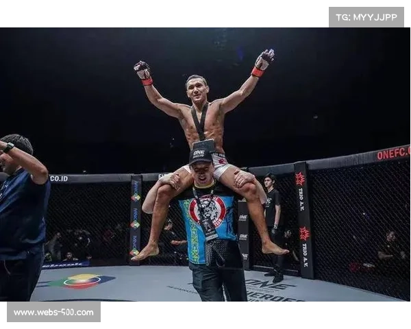 ONE冠军赛蝇量级降服缠斗冠军赛，日本米仓大贵挑战巴西天才雷斯。